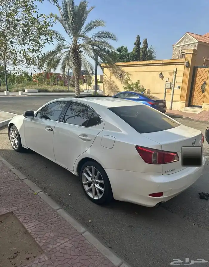 لكزس 2