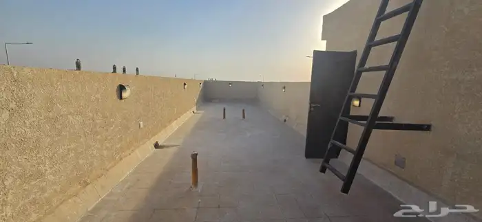 فيلا درج داخلي للايجار 16