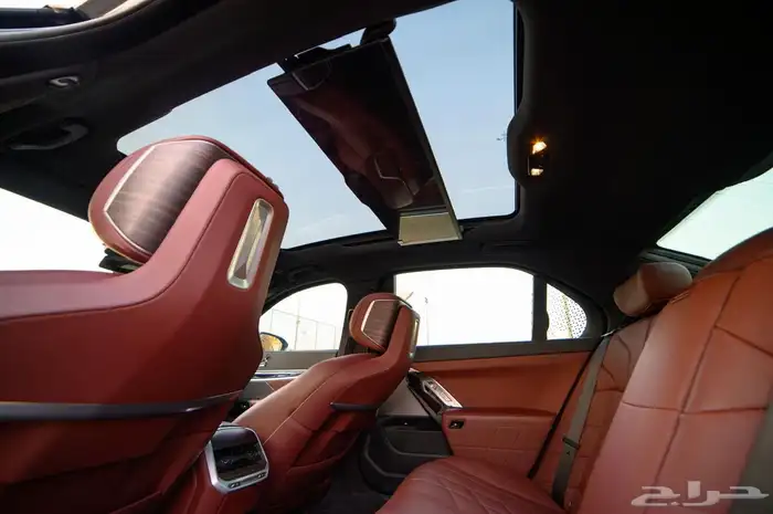 BMW 735 2024 بي ام دبليو نظيف جدا 18