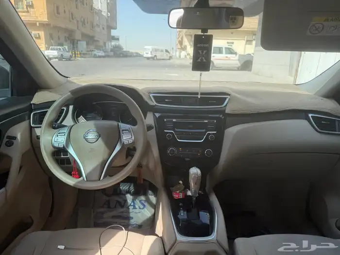 للبيع نيسان اكس تريل 2015 0