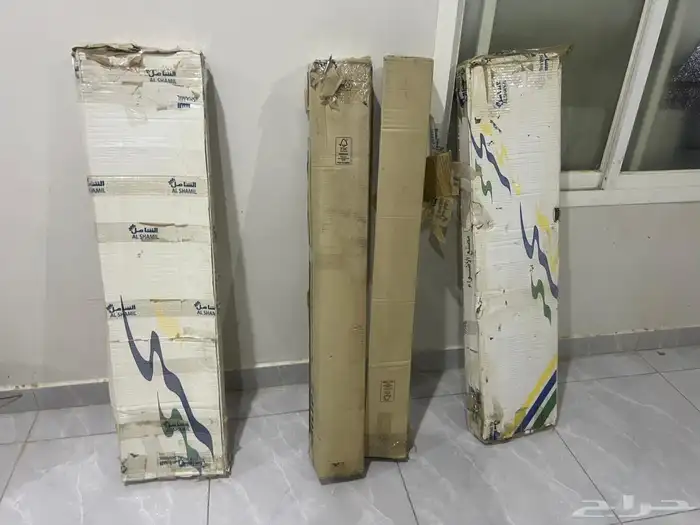 لمبات مع قواعدها 0