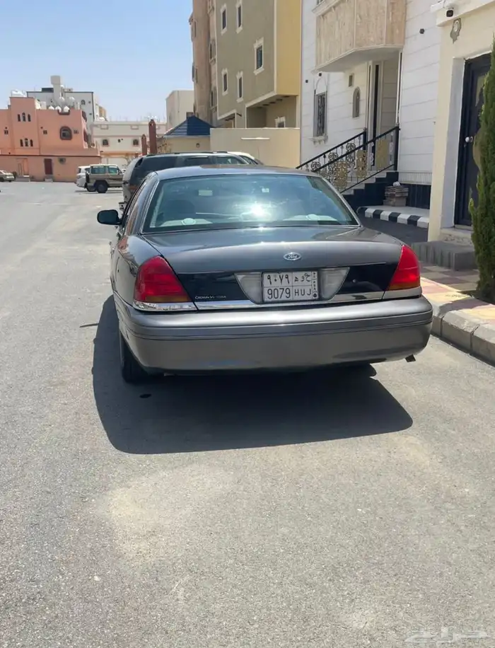 فورد 2000 2