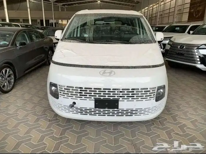 هيونداي ستاريا 11 راكب ديزل 2025 1
