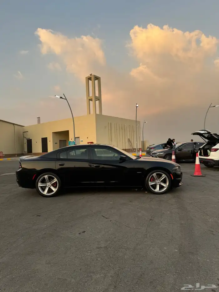 دوج تشارجر RT 18 16
