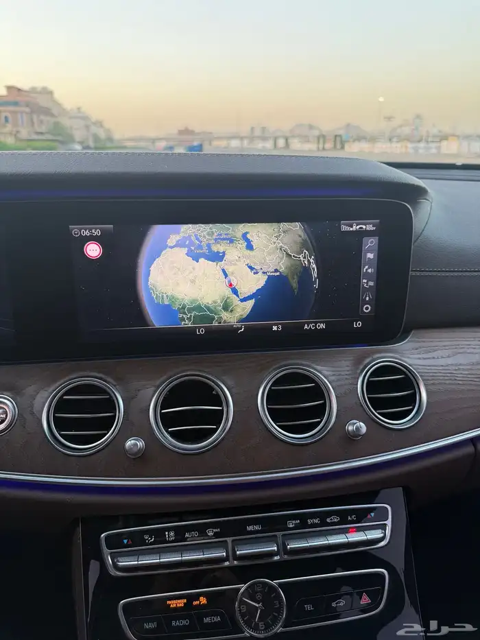 مرسيدس للبيع E300 اللون كحلي 2020 ممشى قليل 43
