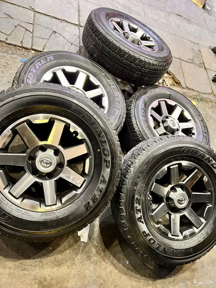 جنوط اف جي مع كفرات دنلوب وكاله مقاس 265 70 17 0