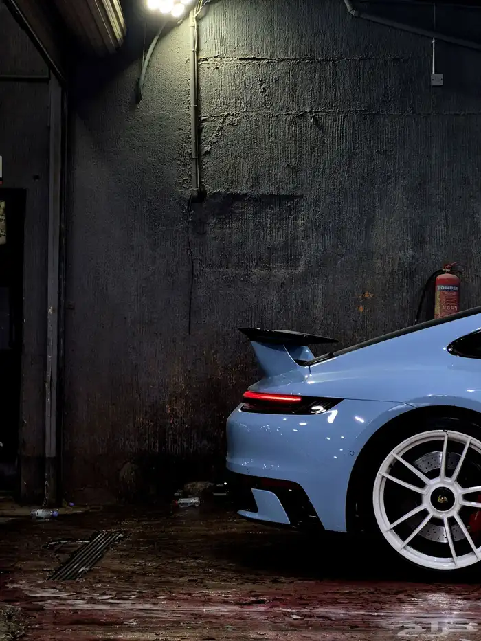 بورش كارير 911 GTS 9