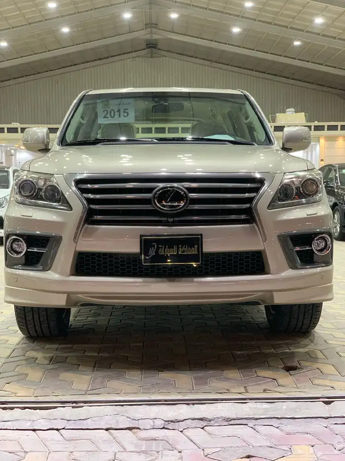 لكزس 2015 LX570CC بريمي 0