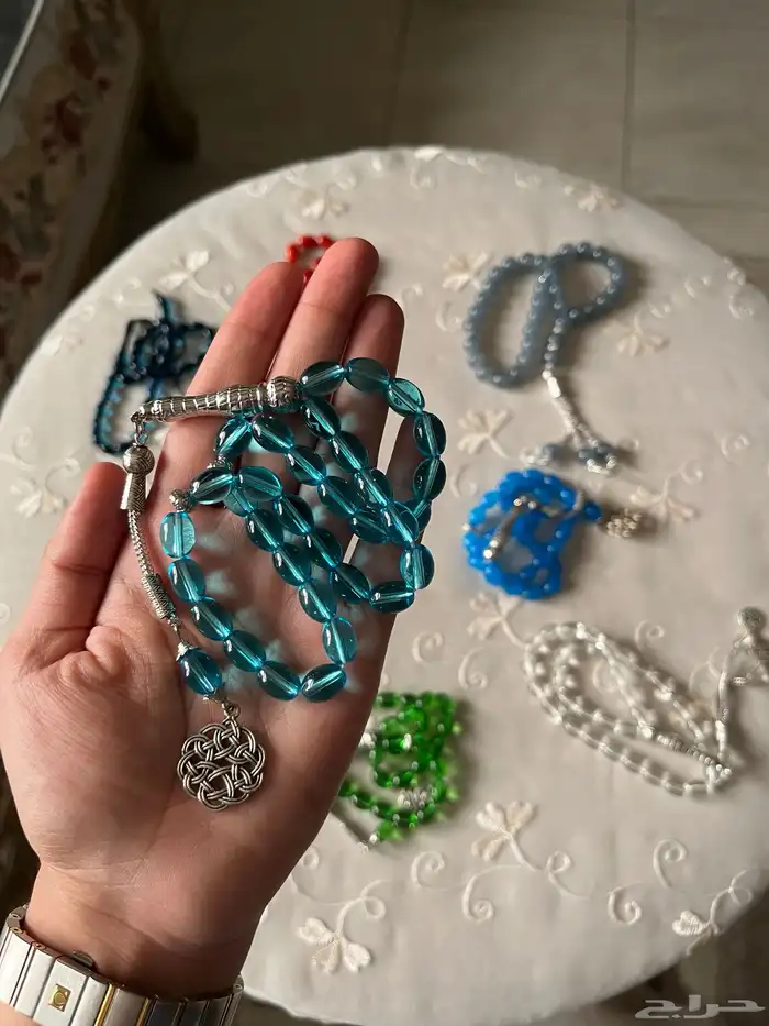 اي سبحه ب 7 ريال 5 حبات وفوق ب 5 ريال 4