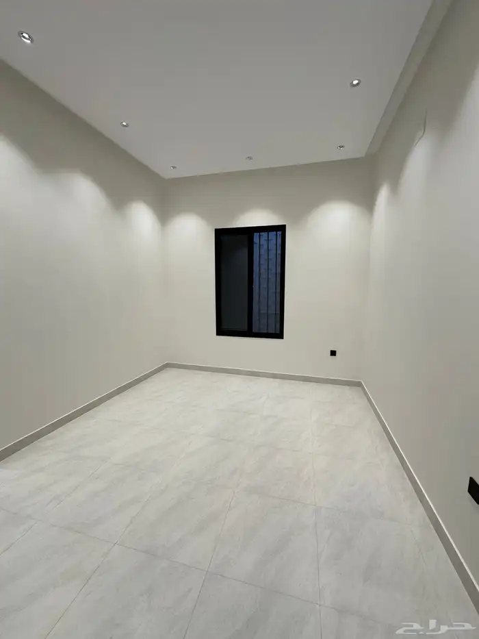 للبيع ارواف ارضيه وعلويه بأبها المحاله720 الف 19