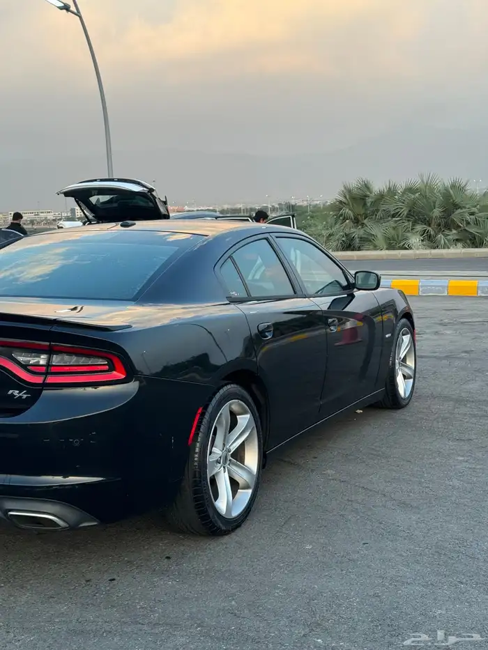 دوج تشارجر RT 18 15