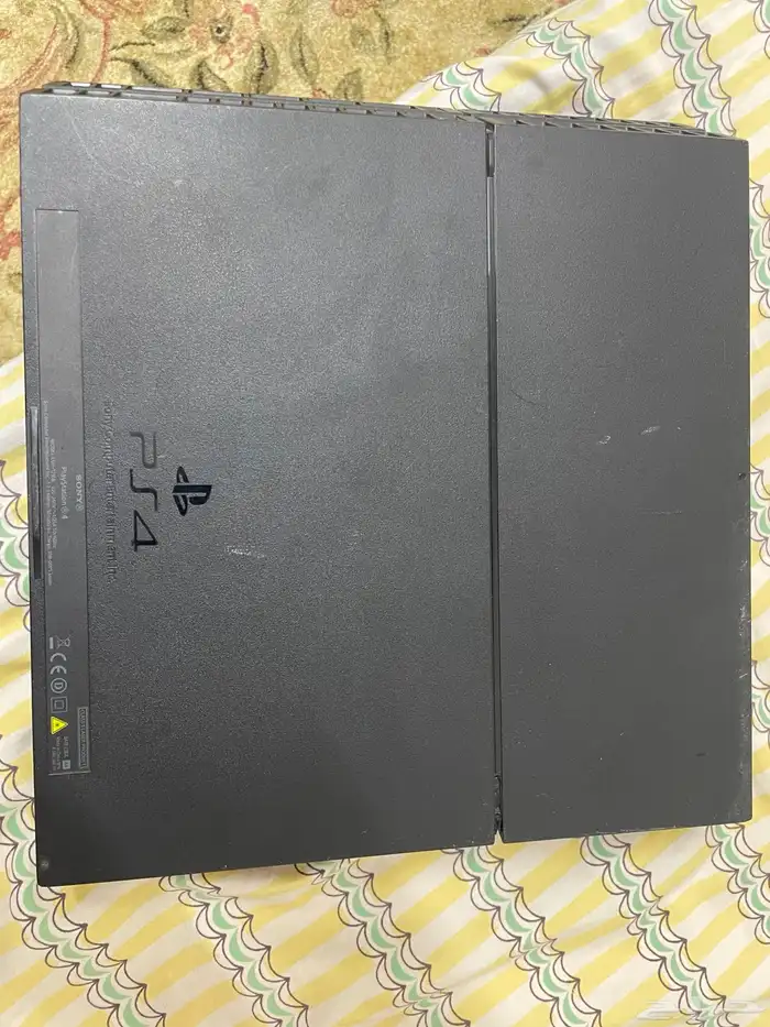 للبيع سوني 4 نظيف بدون ملحقات 3