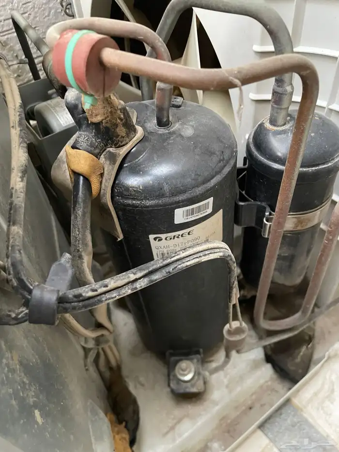 للبيع مكيف شباك عدد 2 وحدة 18 و 24 وحدة 1