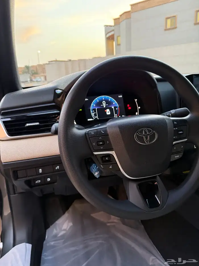 كامري E 2025 استاندر 32