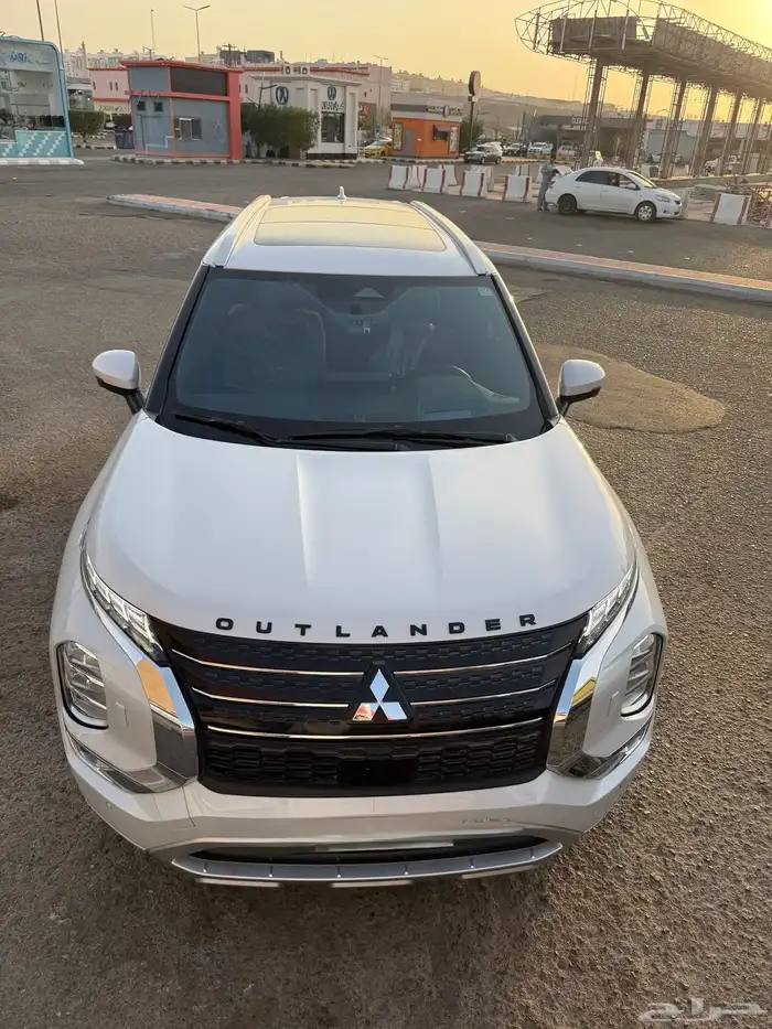 اوتلاندر 2024 0