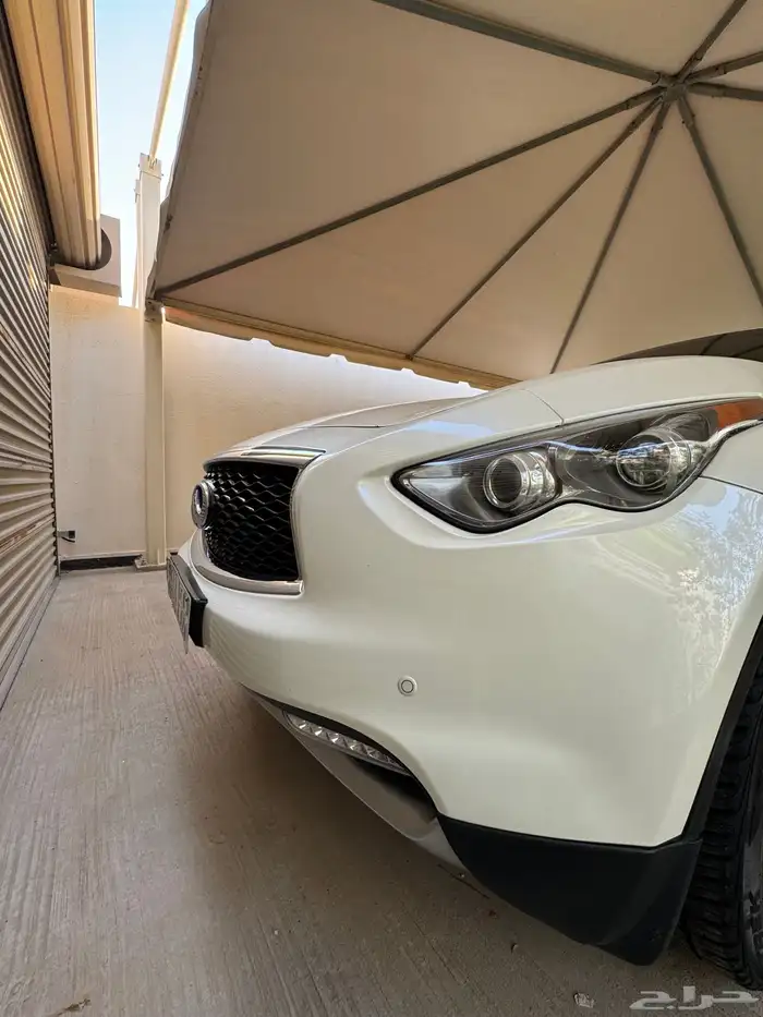 إنفينتي QX70 موديل 2020 8
