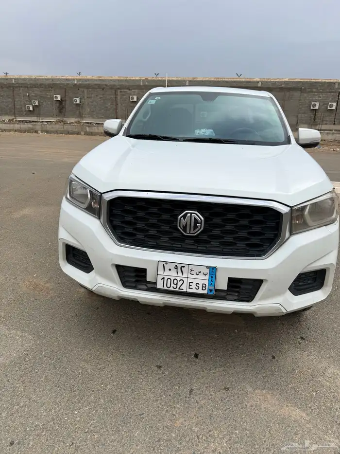 سياره ام جي دبل قير عادي نظيف والبدي فيه تعديل خفيف واضح 3
