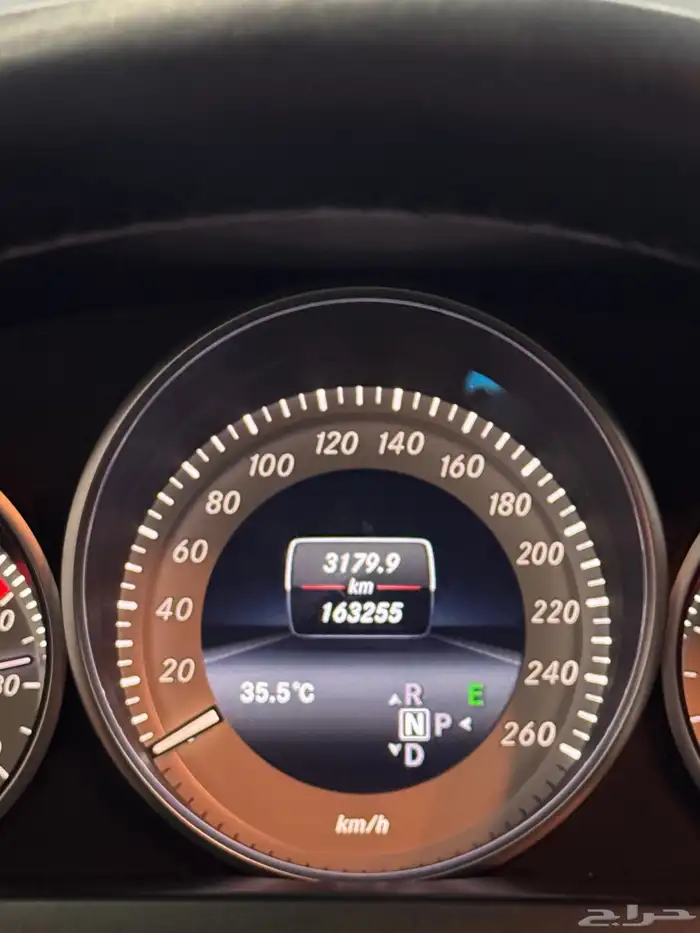 مرسيدس جفالي E250 (كشف ) ممشى قليل وبحاله الوكاله 13