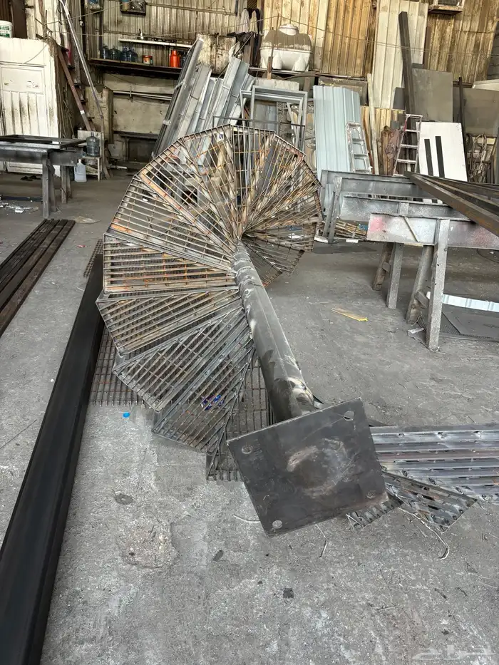 حداد أبواب شباك درابزين مظلات 7