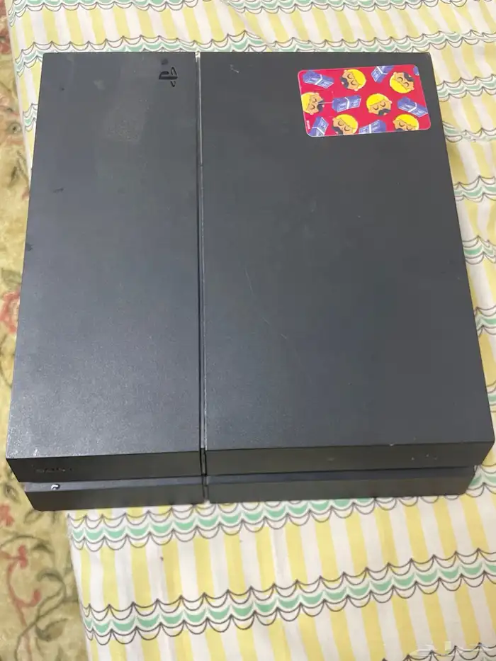 للبيع سوني 4 نظيف بدون ملحقات 0
