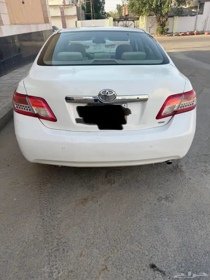 كامري 2010 GLX بدون فتحة للبيع 3