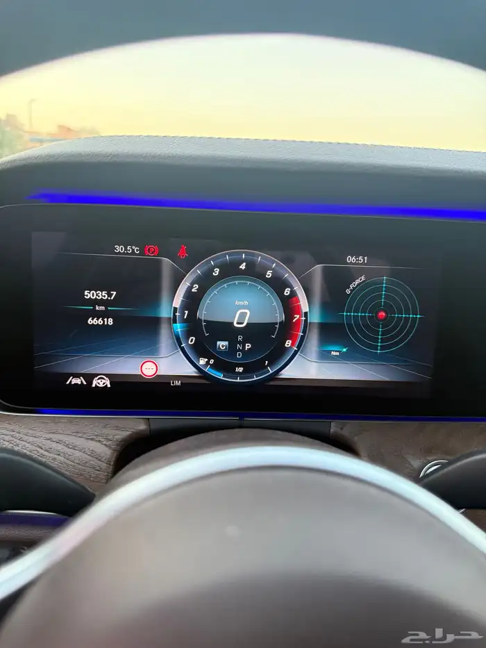 مرسيدس للبيع E300 اللون كحلي 2020 ممشى قليل 48