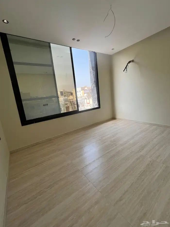 عماره جديده للبيع مساحة 525م بحي الروضه 10