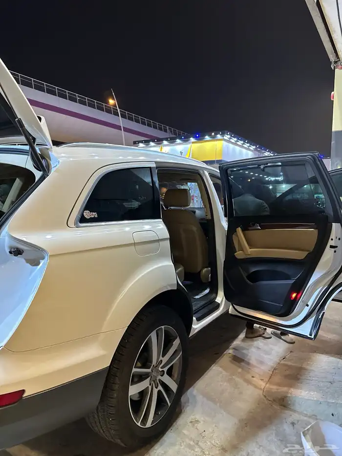أودي Q7 للبيع 4