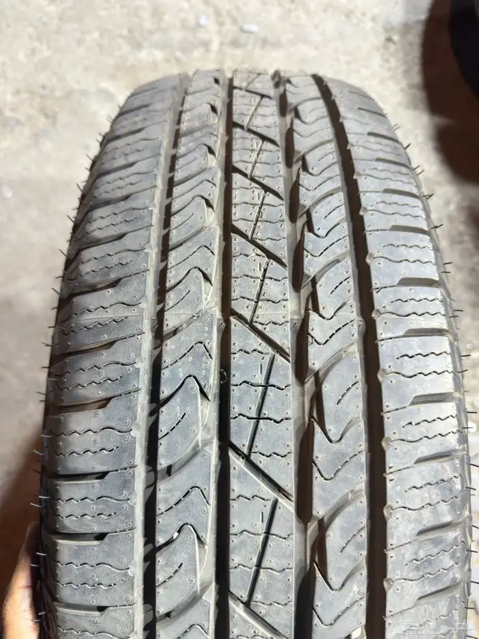 جنوط وكفرات فورد F150 مقاس 17 8