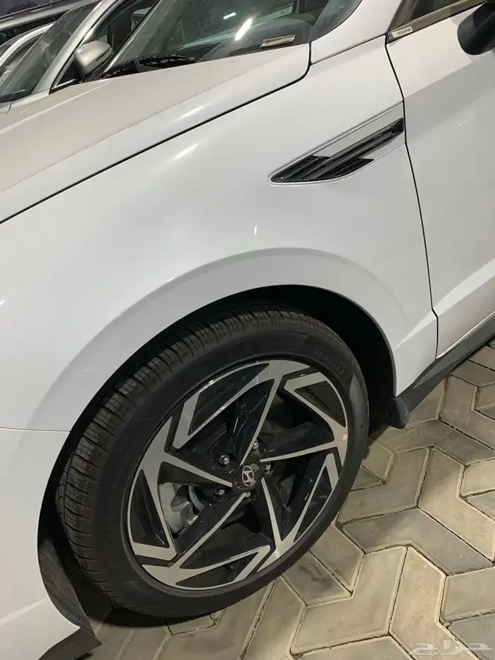 هيونداى سوناتا سمارت ابيض سقف اسود بسعر مميز جدا 8