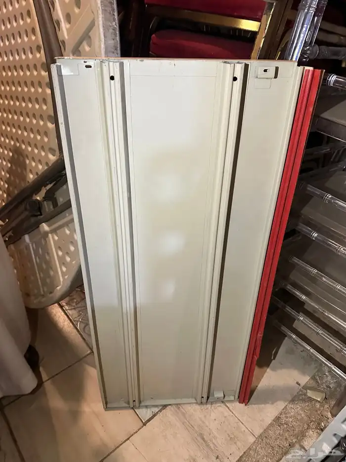 أرفف محلات للبيع 1