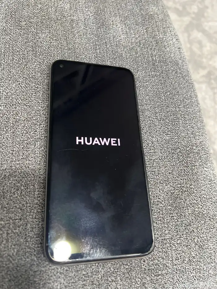 Huawei Nova 7i 128GB used  with Google Play 3