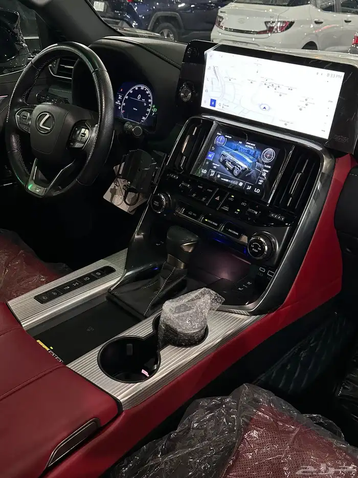 جيب لكزس 2023 F سبورت LX600 سعودي 9
