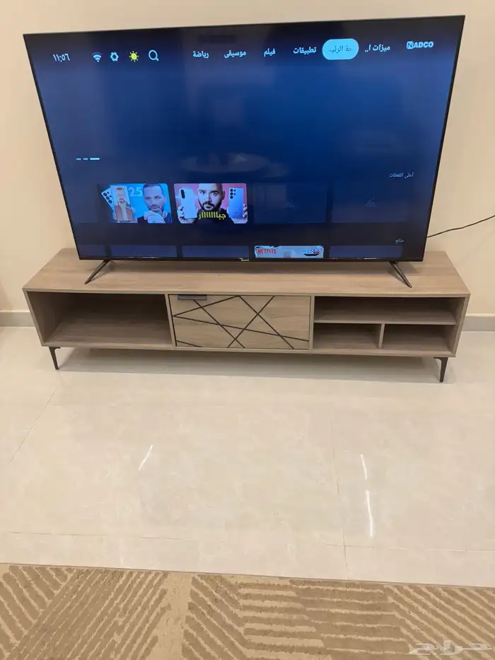 سرير وطاولة تلفزيون 0