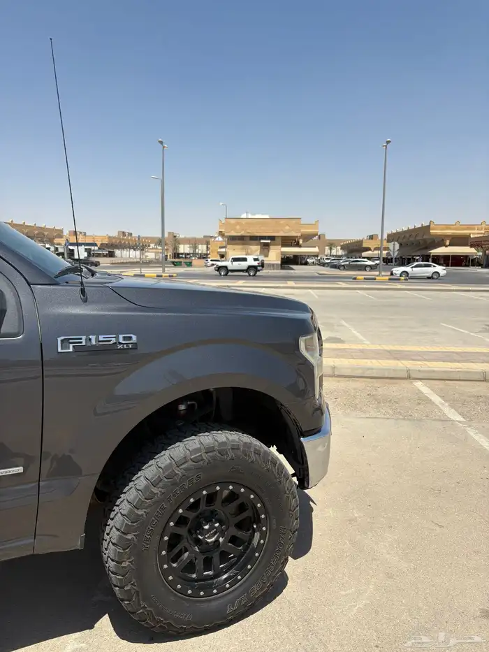 FORD F150 XLT فل كامل معدل 11