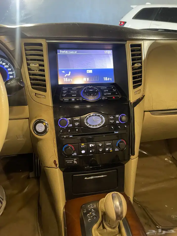 جيب انفنتي FX35 موديل 2011 فل كامل شبه مخزن 16