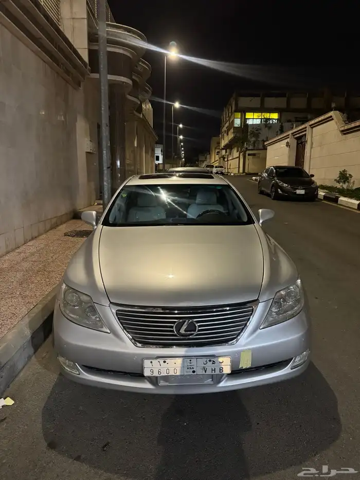 لكزس LS 460 للبيع 0