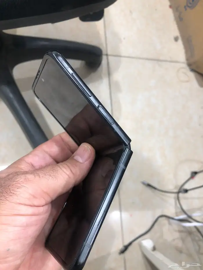 محتاج شاشة للبيع Samsung Galaxy Z Flip 3و نوت 10 3