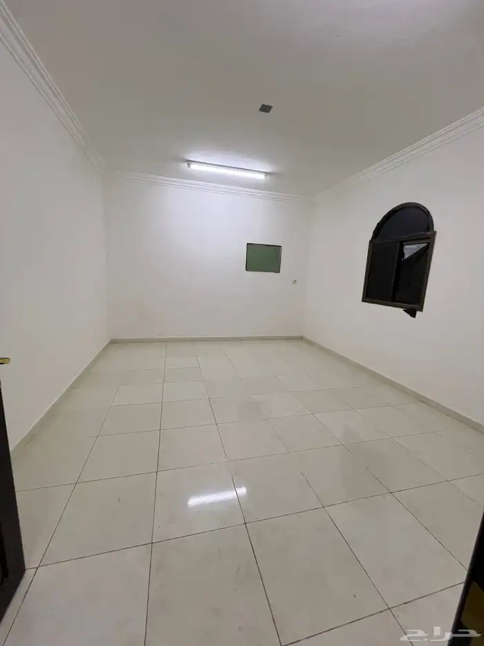 شقة عوايل للإيجار في السلمانية الجنوبية بالهفوف 2