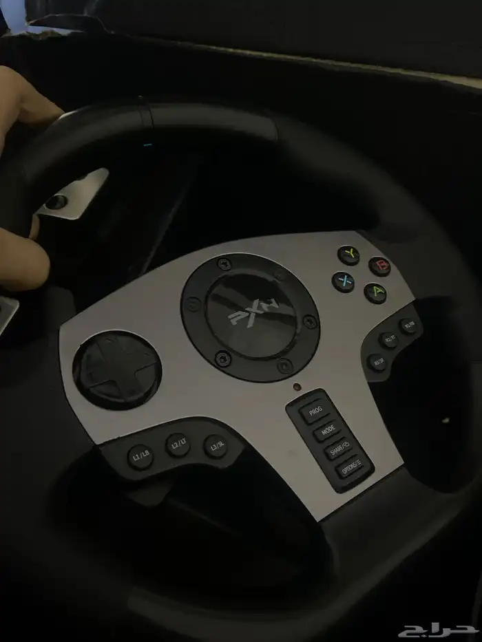 طارة تظبط على سوني 4 و 5 للبيع على السوم نضيفة جدا 1