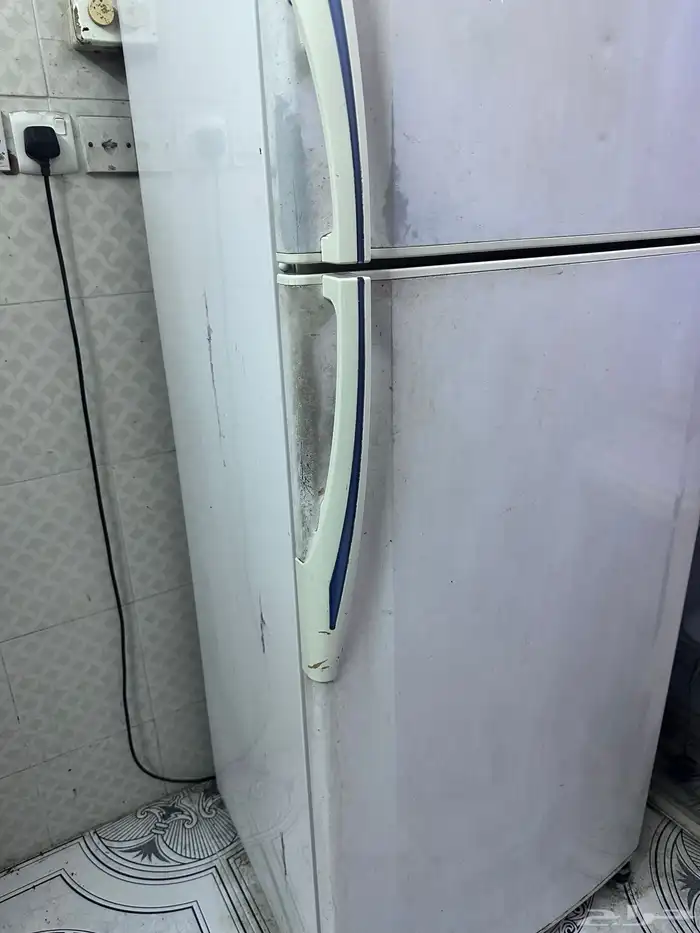 ثلاجه للبيع بحاله جيده جدا 3