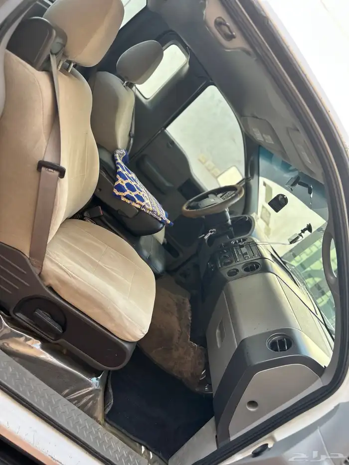 فورد F150 صندوق طويل بودي بلد عليه مكينه قراند ماركيز 2011 42