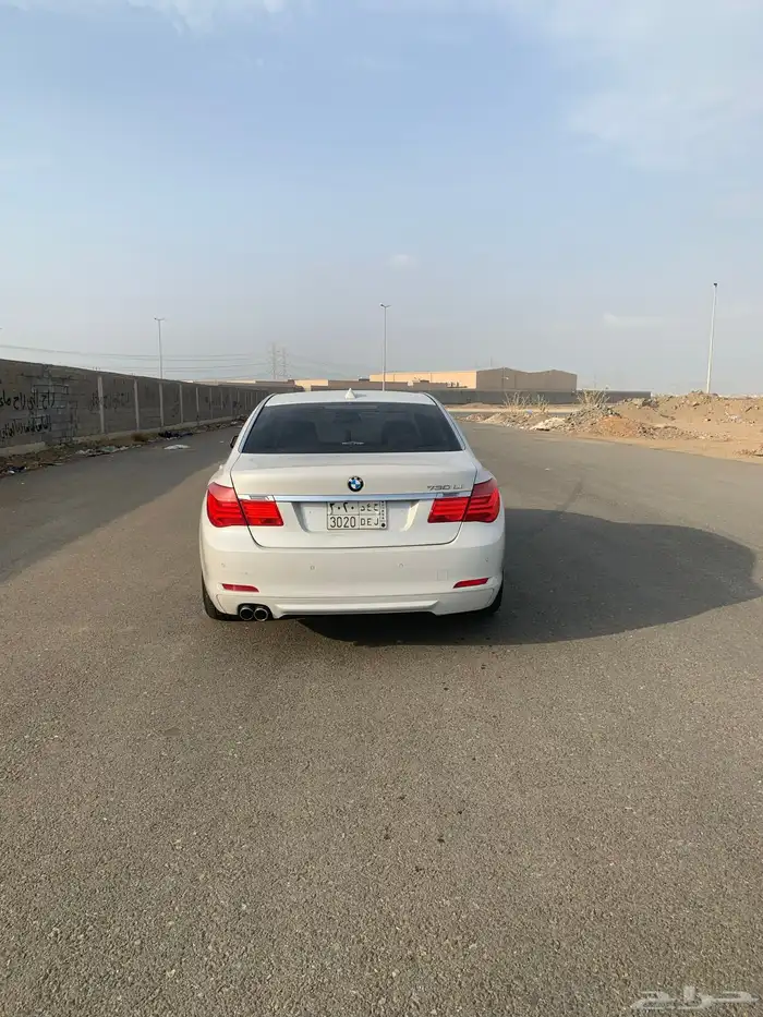 بي ام دبليو 730 1