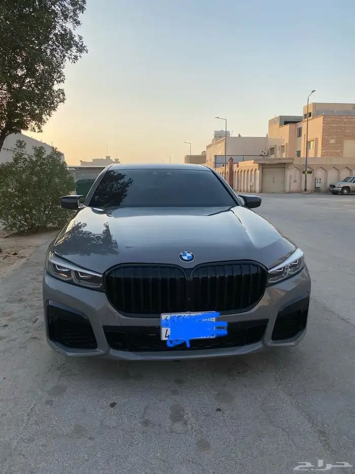 بي ام دبليو الفئة السابعه 2016 11