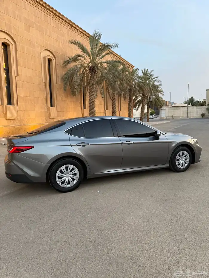 كامري E 2025 استاندر 10