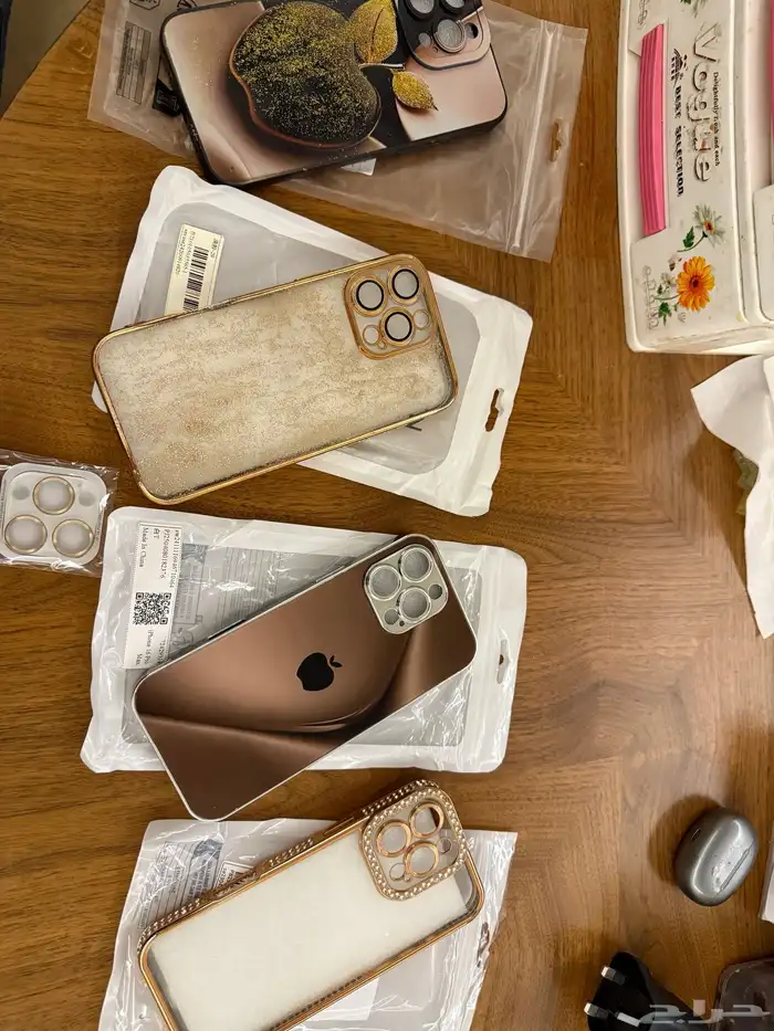 كفرات جوال آيفون 12 برو ماكس 8