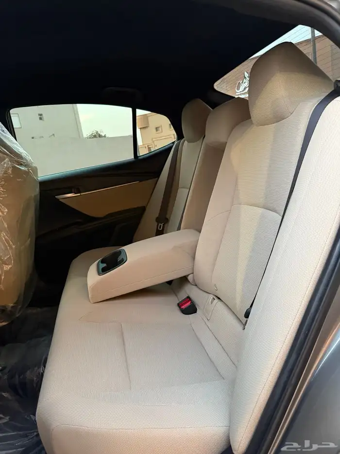 كامري E 2025 استاندر 37