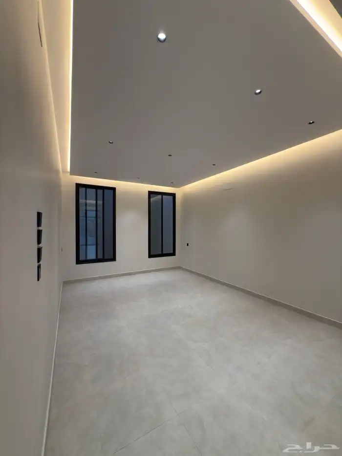 للبيع فلل مودرن بتصميم حديث بموقع مميز ومكتمل الخدمات 10