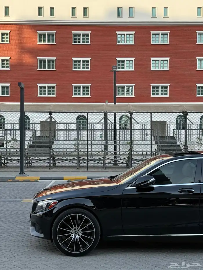 مارسيدس 2015 c 300 نظيف 2