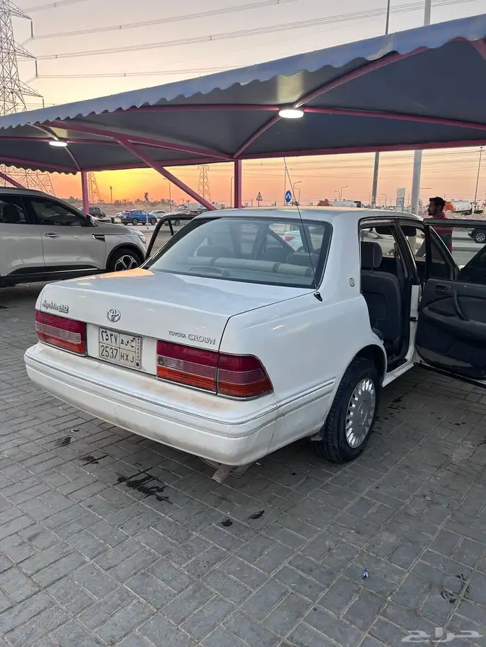 تويوتا كراون 1998 التاج للبدل او البيع 7